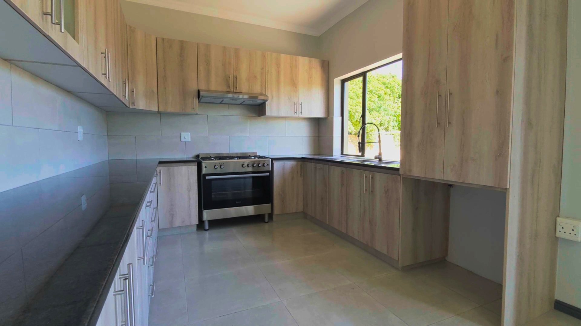 3 Bedroom Property for Sale in Albertinia Western Cape